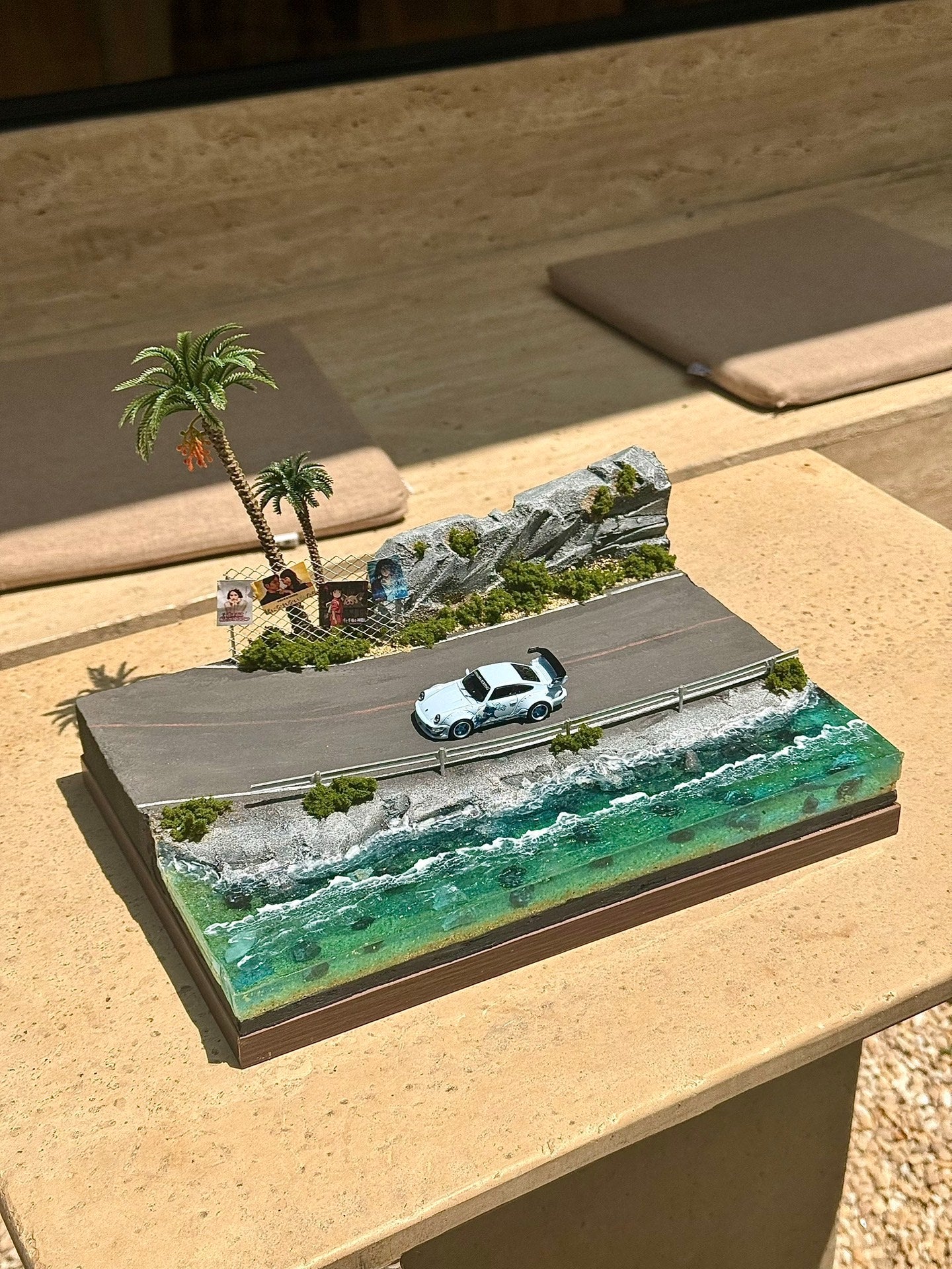 1:64 Scale Coastal Highway Diorama, Handmade Miniature Beach Road Scene for Diecast Car Display Base