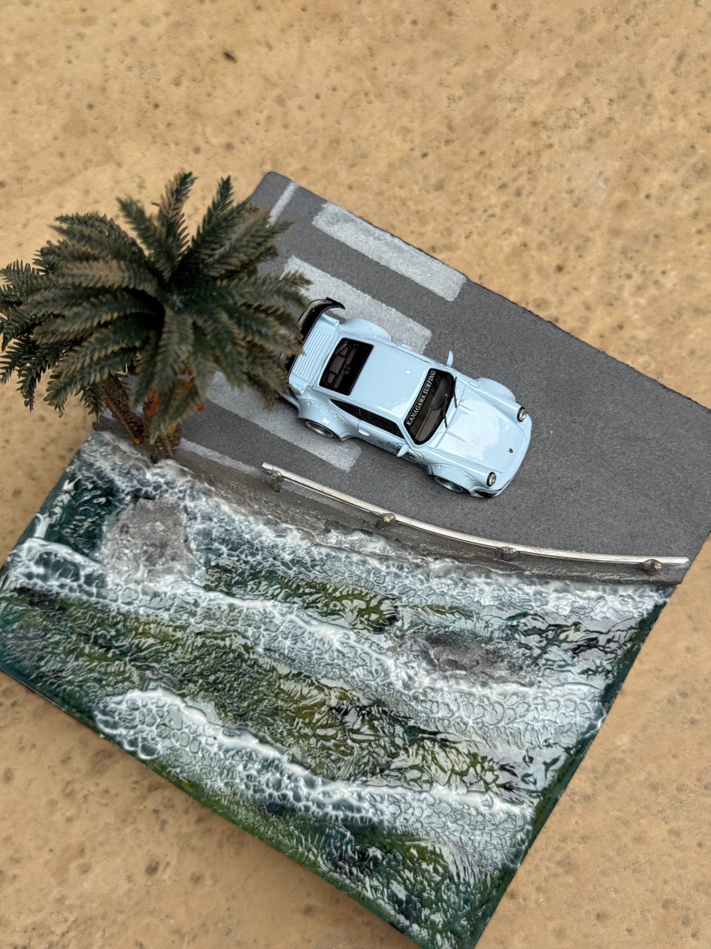 1:64 Scale Coastal Highway Diorama, Handmade Resin Ocean Wave Diecast Car Display Base